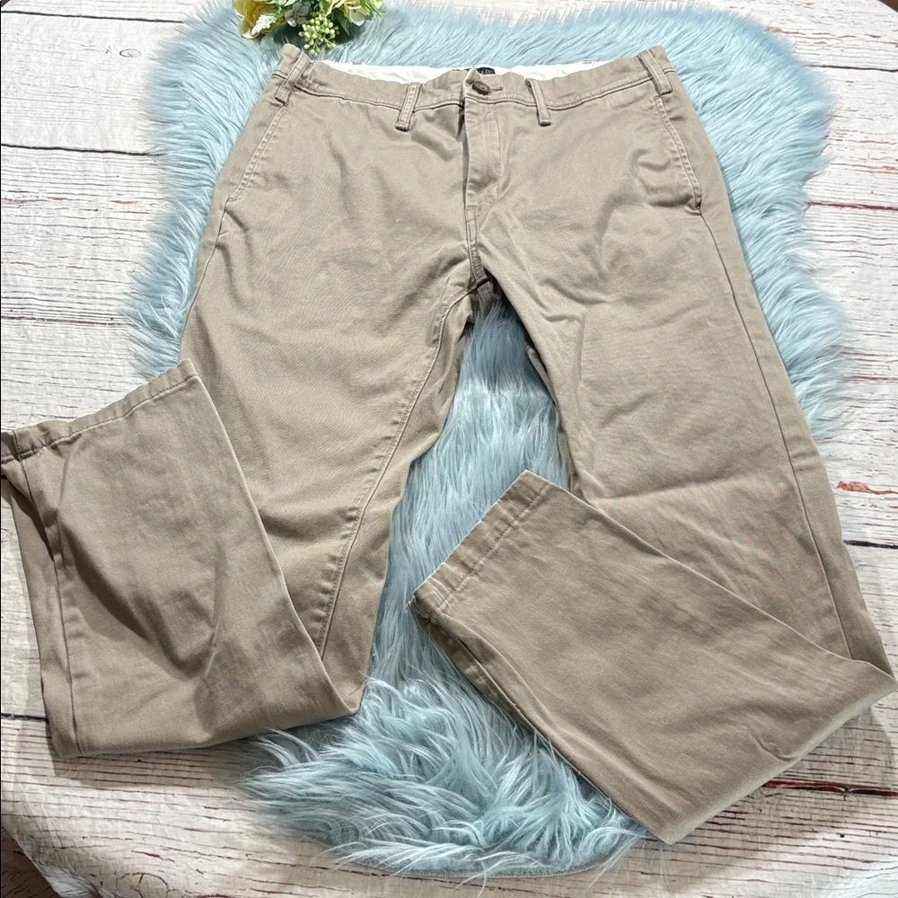 Levi’s Slim Fit Chino Pants sz 31X32